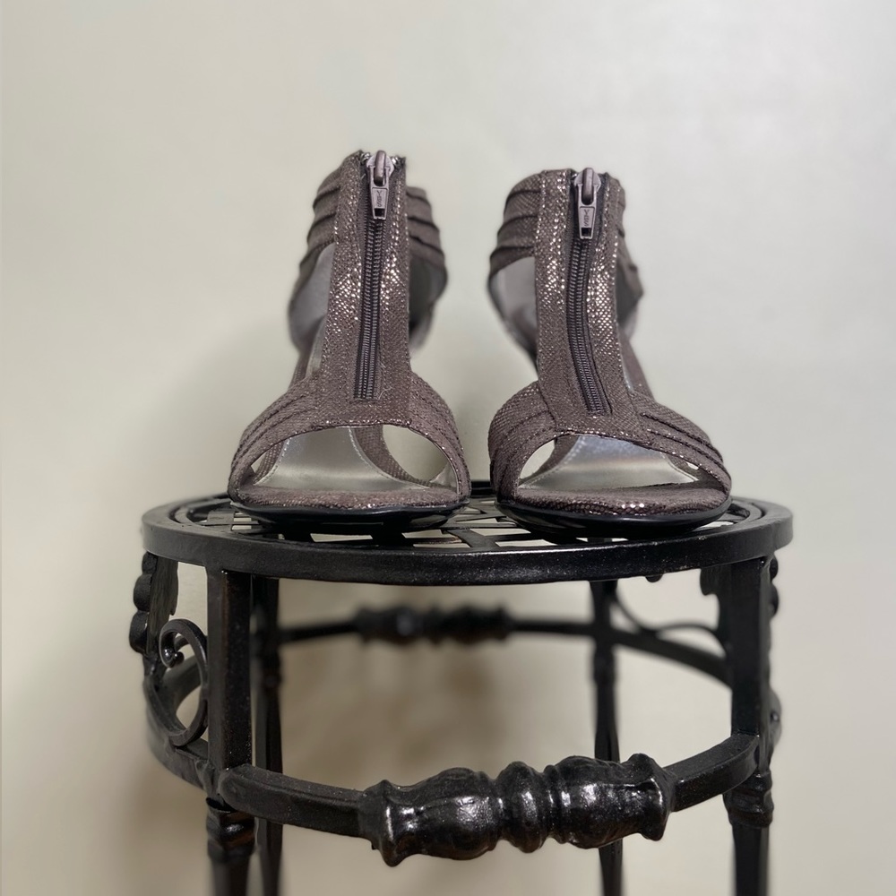 Heels Sandals Pewter Metallic by Apostrophe - Picture 13 of 13